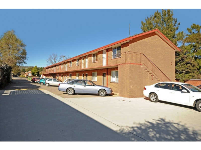 16/22 Mowatt Street, Queanbeyan East NSW 2620