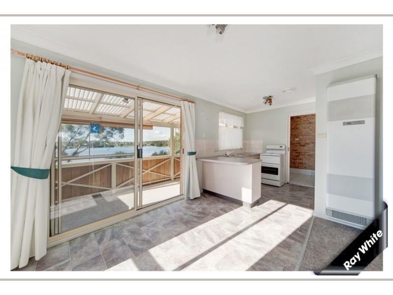 2/6 Cripps Place, Gordon ACT 2906