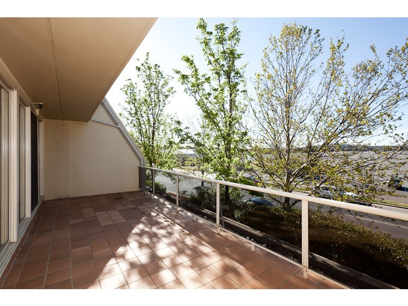 37b/9 Chandler Street, Belconnen ACT 2617