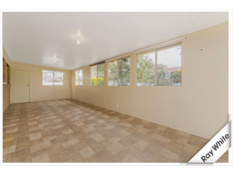 1 Guthridge Crescent, Wanniassa ACT 2903