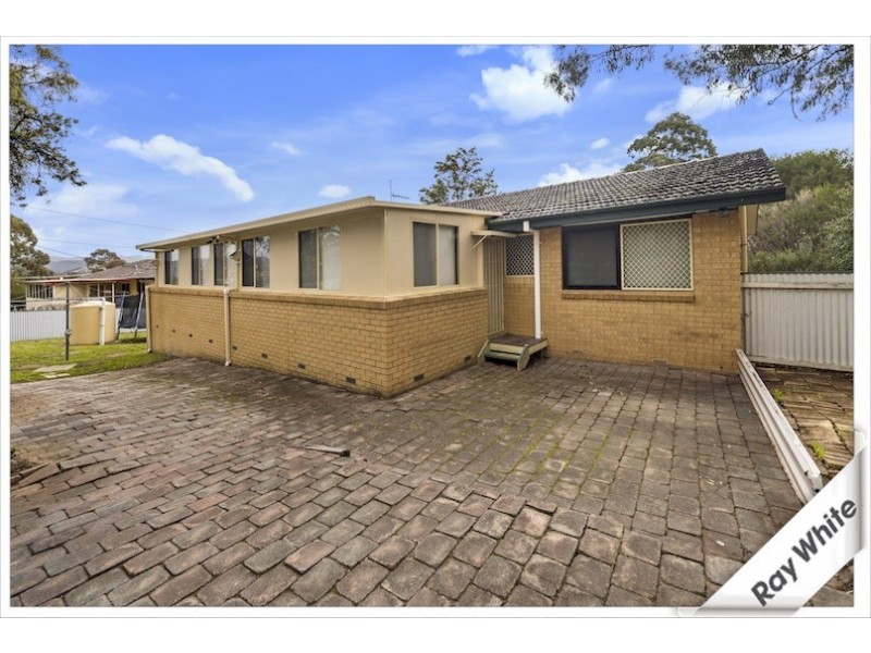 1 Guthridge Crescent, Wanniassa ACT 2903