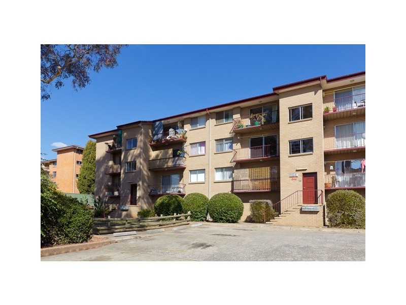 2/104 Henderson Road, Queanbeyan NSW 2620