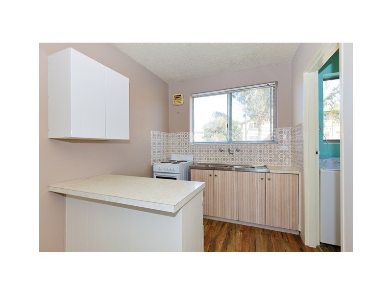 2/104 Henderson Road, Queanbeyan NSW 2620