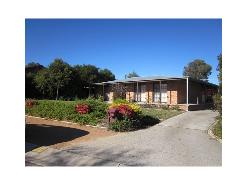 20 Couchman Crescent, Chisholm ACT 2905