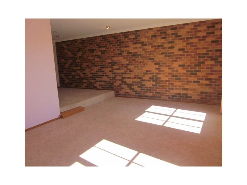 20 Couchman Crescent, Chisholm ACT 2905