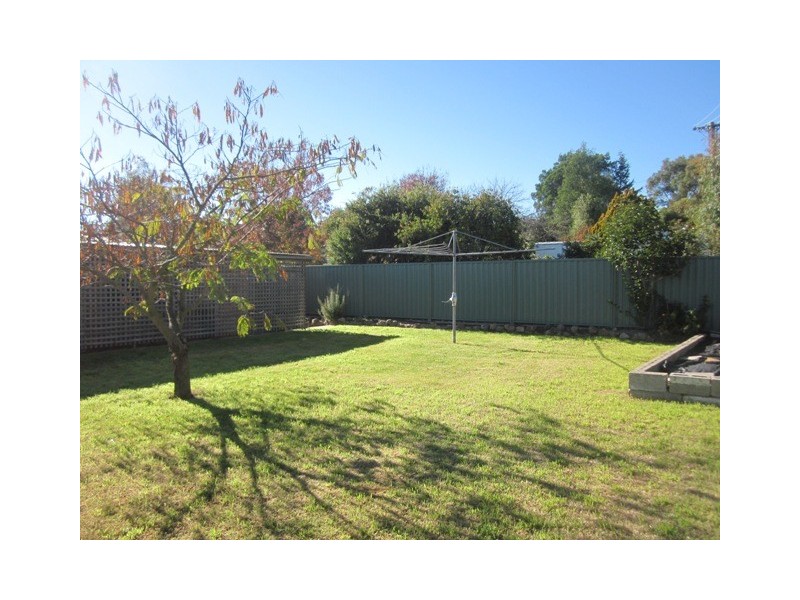20 Couchman Crescent, Chisholm ACT 2905