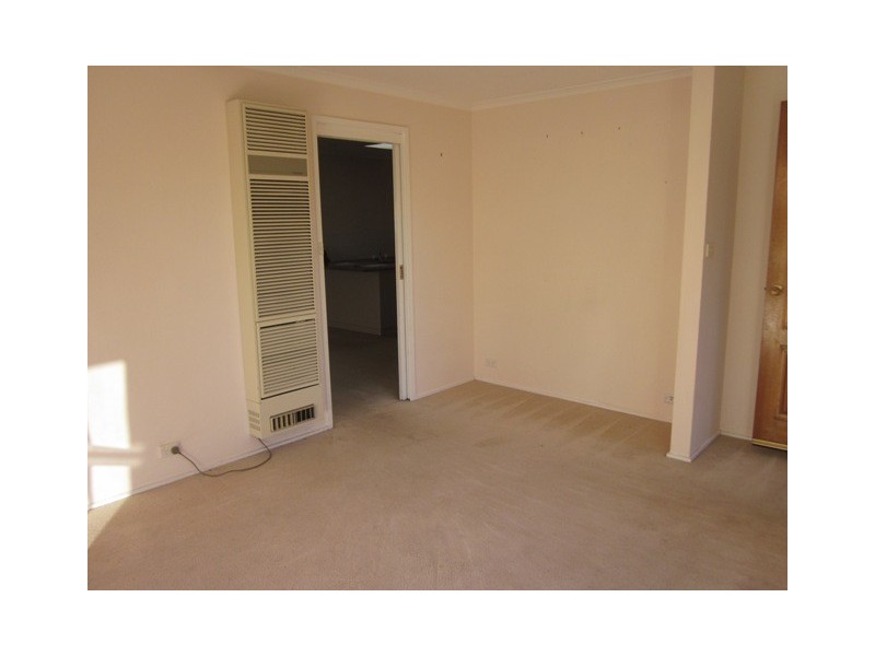 5 Whitford Place, Conder ACT 2906