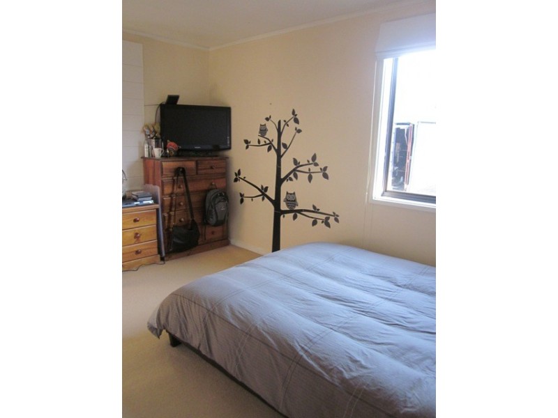 4 Mcbeath Place, Kambah ACT 2902