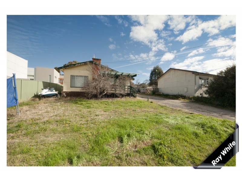 6 Cassidy Street, Queanbeyan West NSW 2620