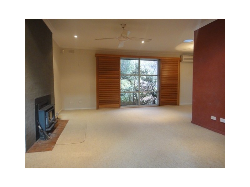 300 Goyder Street, Narrabundah ACT 2604