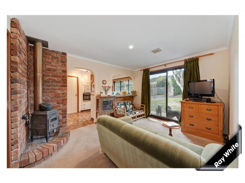 4 Gilday Place, Fadden ACT 2904