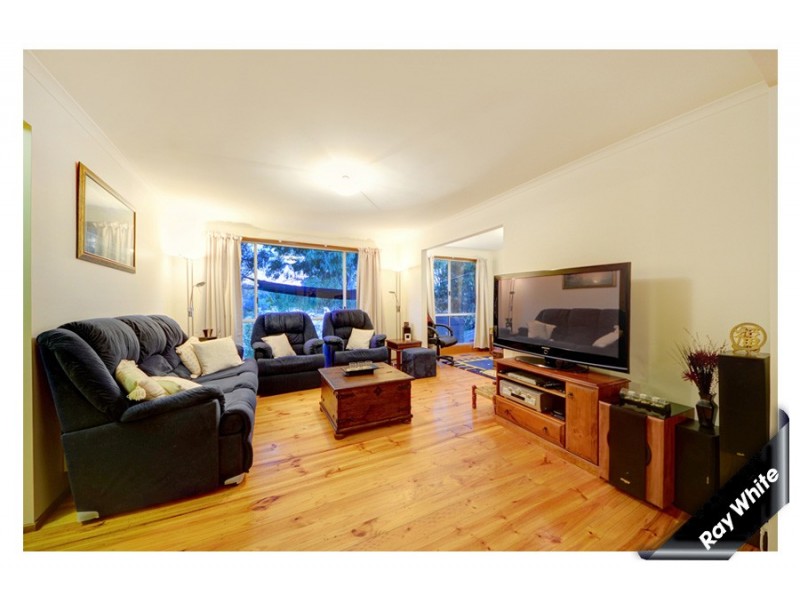 15 Outtrim Avenue, Calwell ACT 2905
