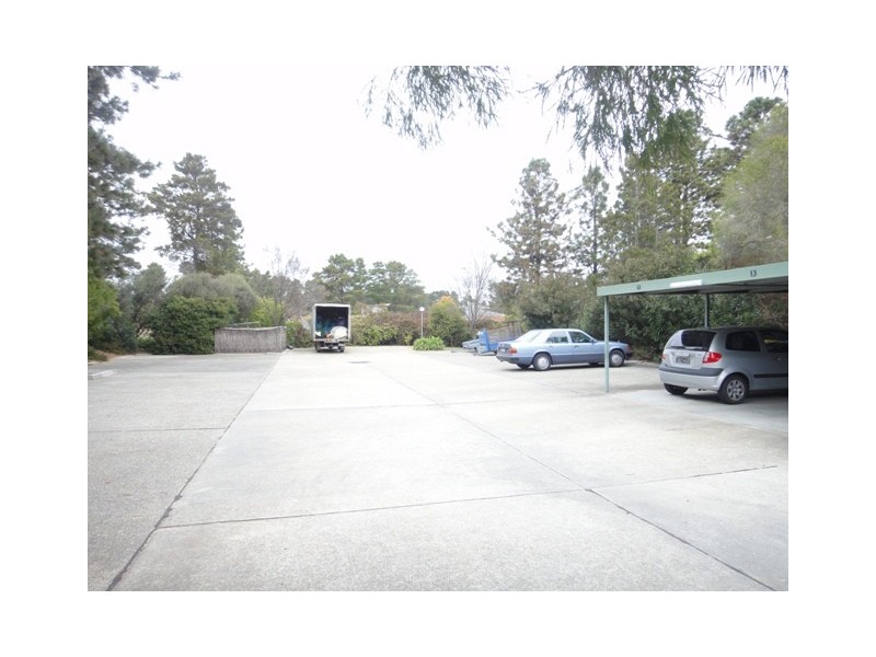 4/5 Lane Poole Place, Yarralumla ACT 2600