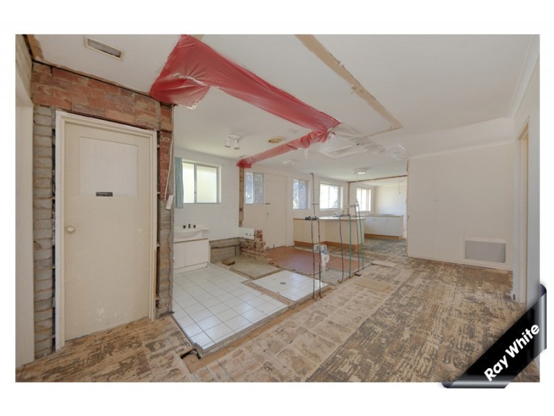 8 Hoseason Street, Mawson ACT 2607