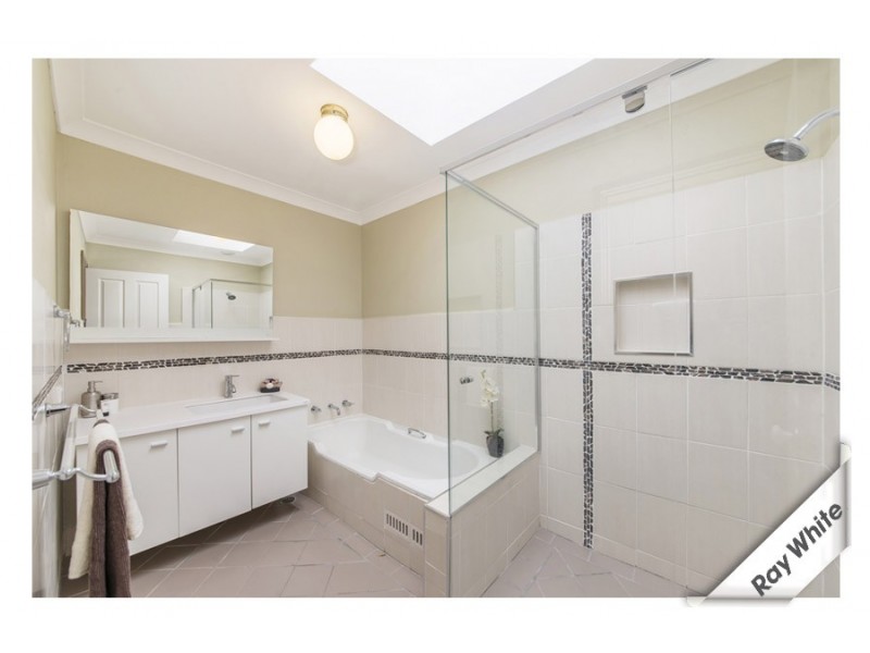 4 Byrnes Place, Curtin ACT 2605