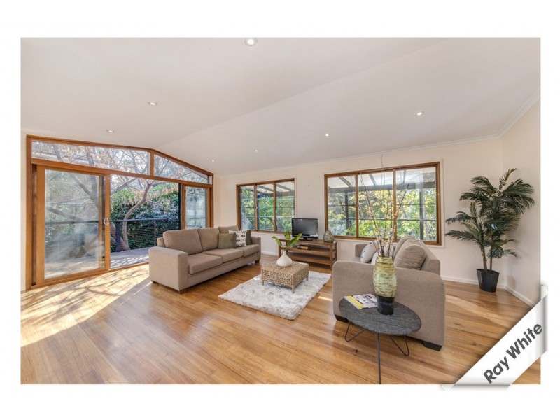 4 Byrnes Place, Curtin ACT 2605