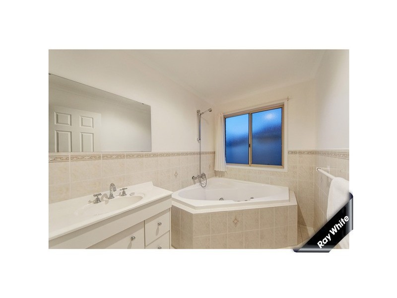 15 Kater Close, Macarthur ACT 2904