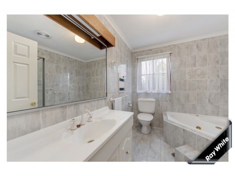 2 Arrellah Place, O’malley ACT 2606