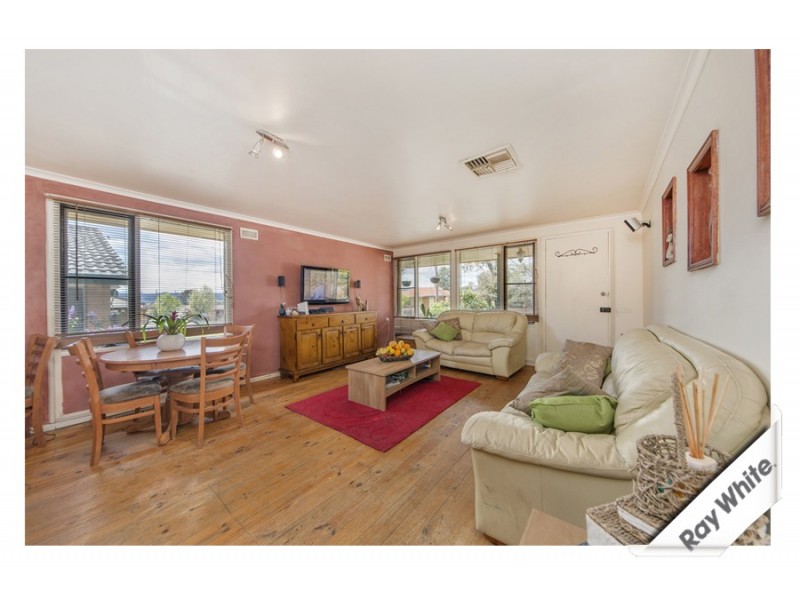 7 Jarrah Street, Queanbeyan NSW 2620