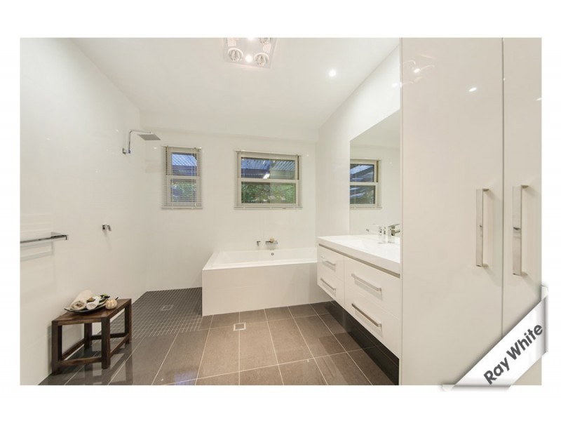 91 Stonehaven Crescent, Deakin ACT 2600