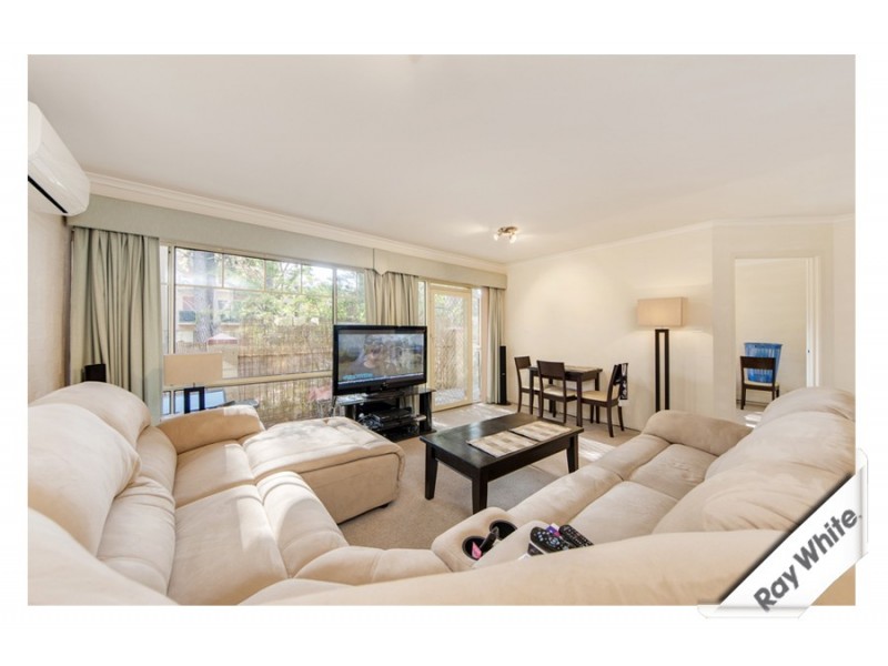 2/140 Port Jackson Circuit, Phillip ACT 2606