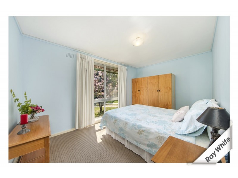 12 Potts Place, Farrer ACT 2607