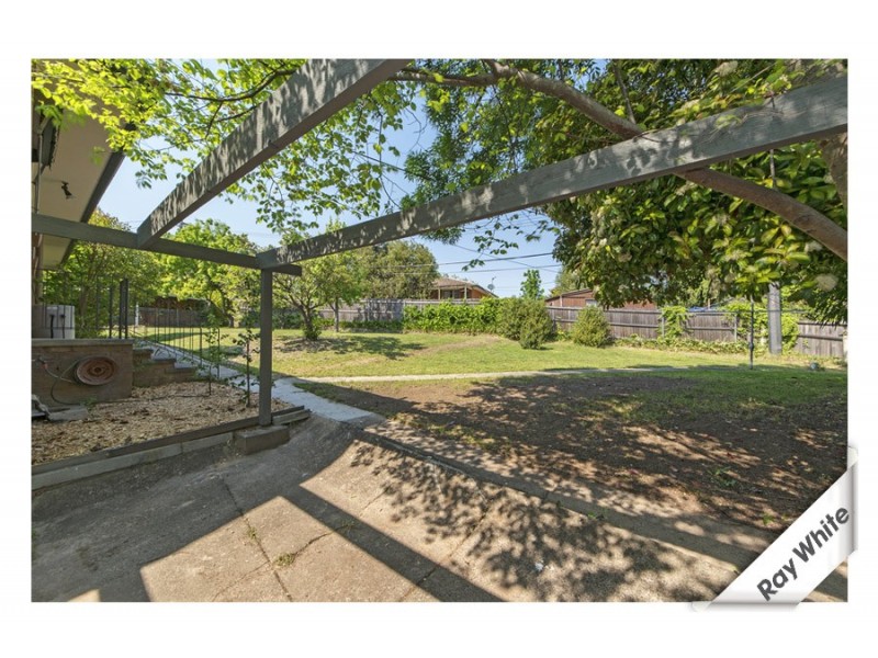 12 Potts Place, Farrer ACT 2607