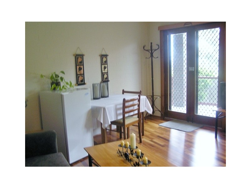 9a Muecke Place, Isaacs ACT 2607