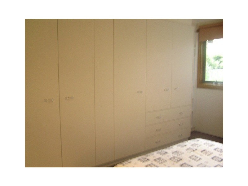 9a Muecke Place, Isaacs ACT 2607