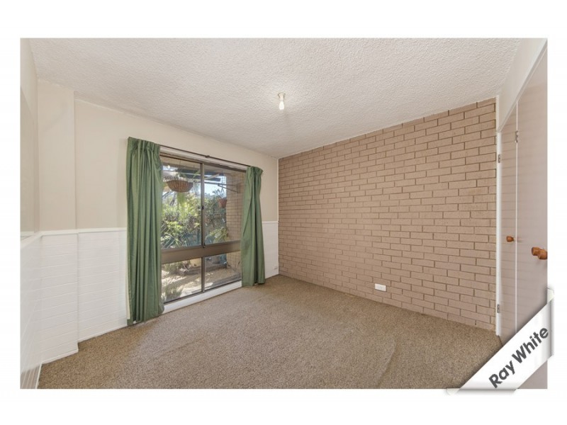 1/4 Heard Street, Mawson ACT 2607
