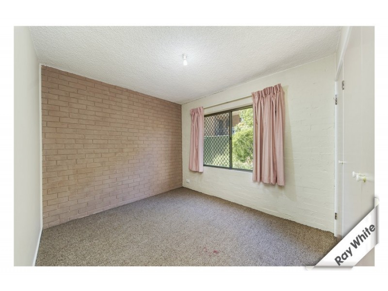 1/4 Heard Street, Mawson ACT 2607