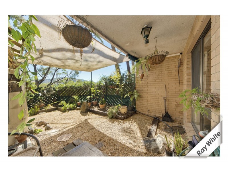 1/4 Heard Street, Mawson ACT 2607