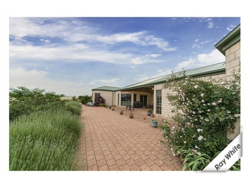 17 Marked Tree Road, Gundaroo NSW 2620