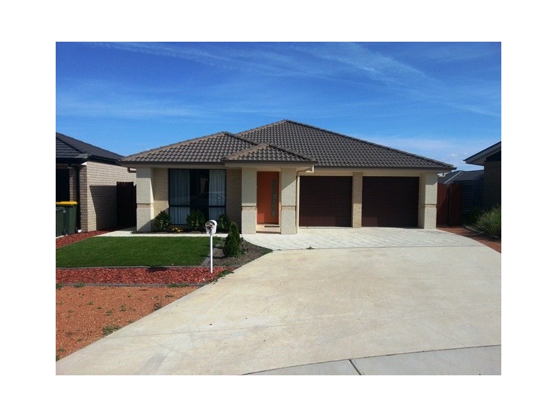 7 Elphick Place, Bonner ACT 2914
