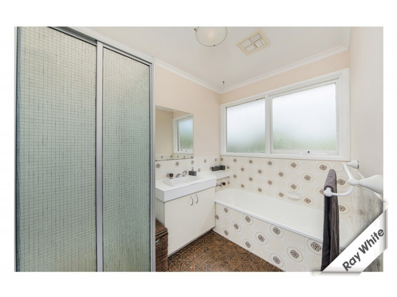 4 Conolly Place, Kambah ACT 2902