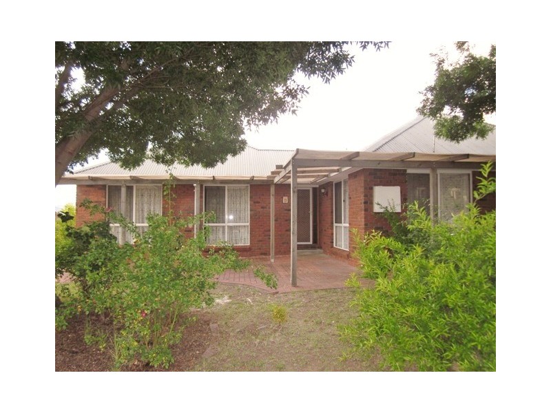 31 Lewis Luxton Crescent, Gordon ACT 2906