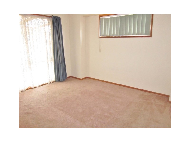 31 Lewis Luxton Crescent, Gordon ACT 2906