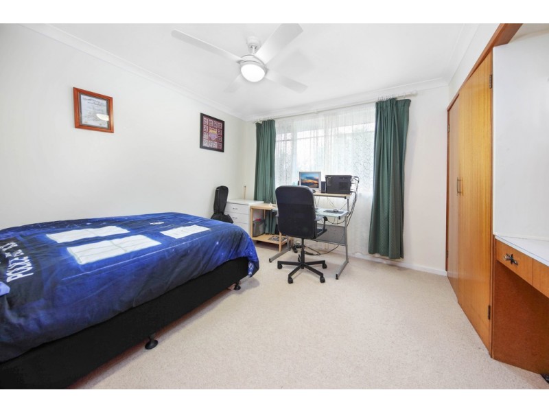 76 Eggleston Crescent, Chifley ACT 2606