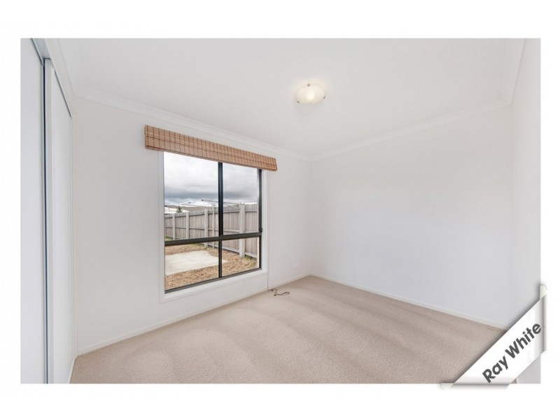 11/204 Macfarlane Burnet Avenue, Macgregor ACT 2615