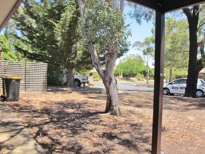 13 Levine Street, Evatt ACT 2617