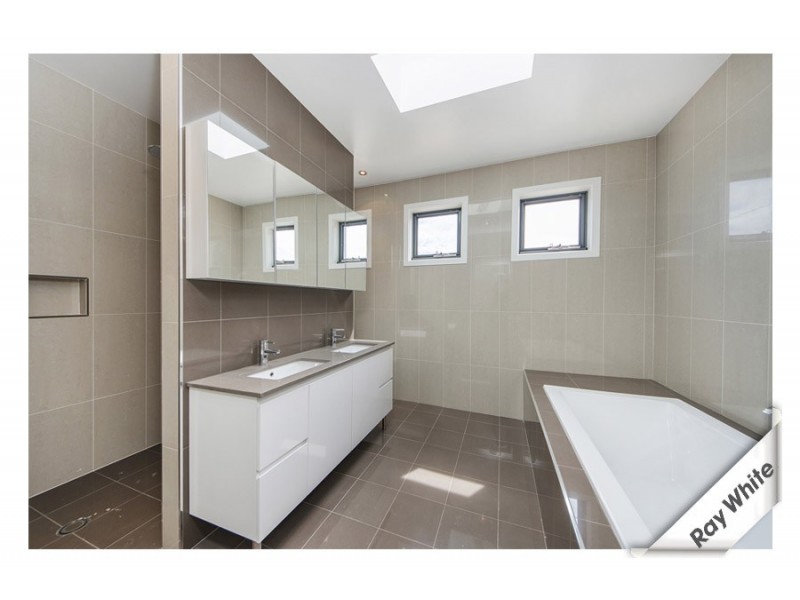 4 Akame Crescent, O’malley ACT 2606