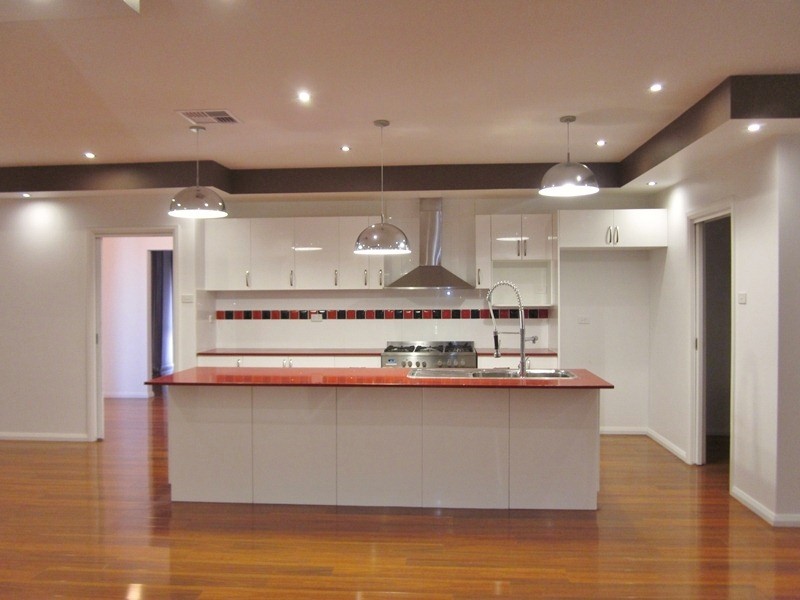 5 Doris Turner Street, Forde ACT 2914