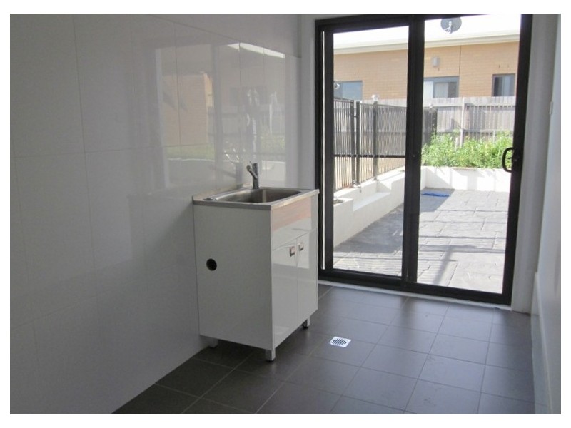 5 Doris Turner Street, Forde ACT 2914
