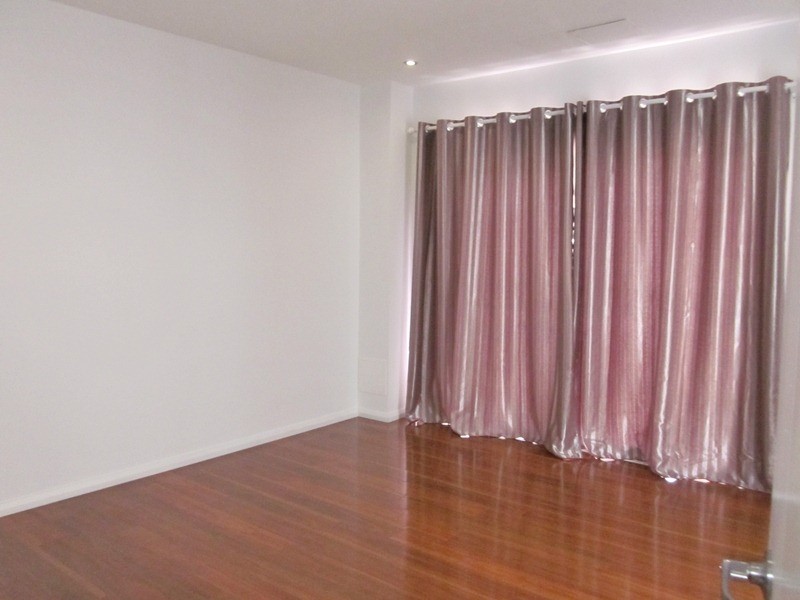 5 Doris Turner Street, Forde ACT 2914