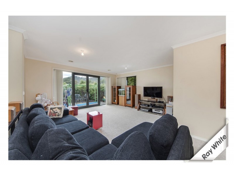 185 Halloran Drive, Jerrabomberra NSW 2619