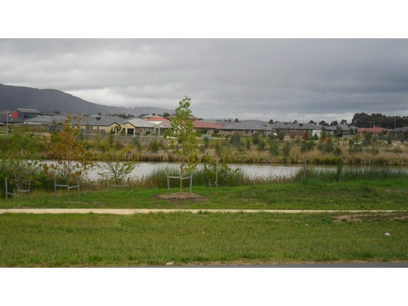 79 Donald Horne Circuit, Franklin ACT 2913