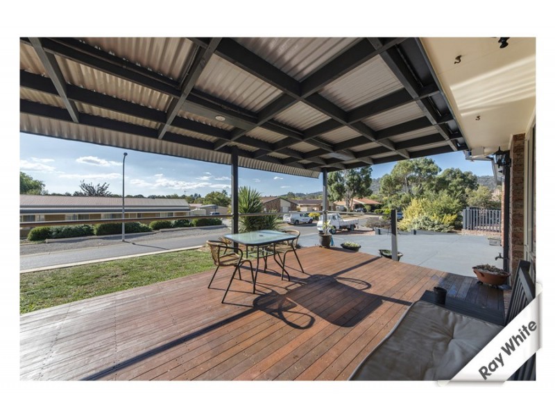 2 Perrin Circuit, Banks ACT 2906