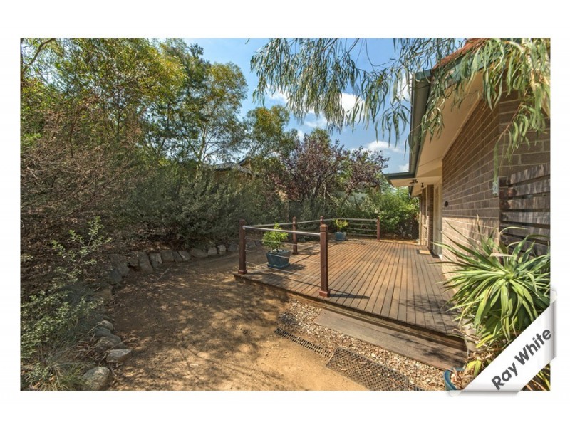 36 Kitchener Street, Hughes ACT 2605