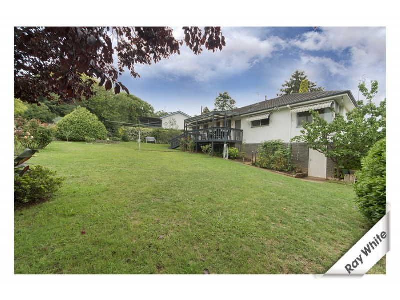 40 Deloraine Street, Lyons ACT 2606