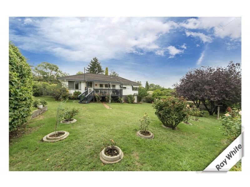 40 Deloraine Street, Lyons ACT 2606